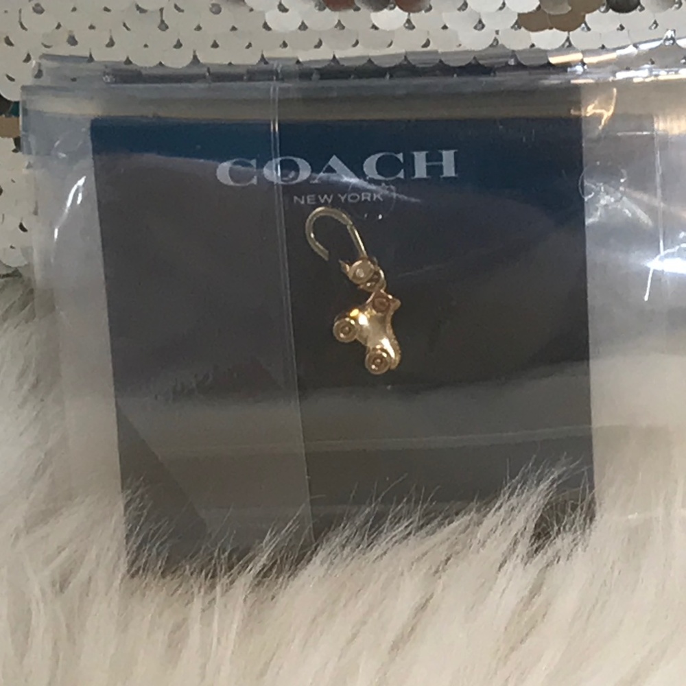 NWT Coach Gold Tone Limited Edition Roller Skate Charm Still In Packaging - Picture 2 of 12